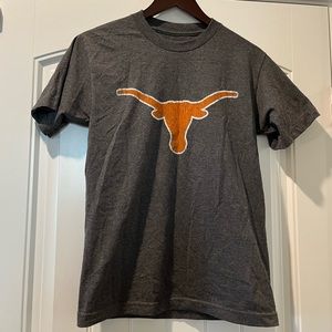 NWOT Texas Longhorns Burn Out Graphic T-shirt in Gray
